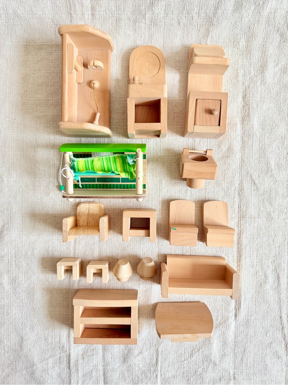 Wood Dollhouse Furniture Beds, Bathroom, Kitchen, Etc.